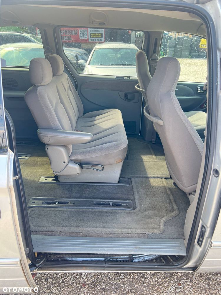 Chrysler Grand Voyager - 5