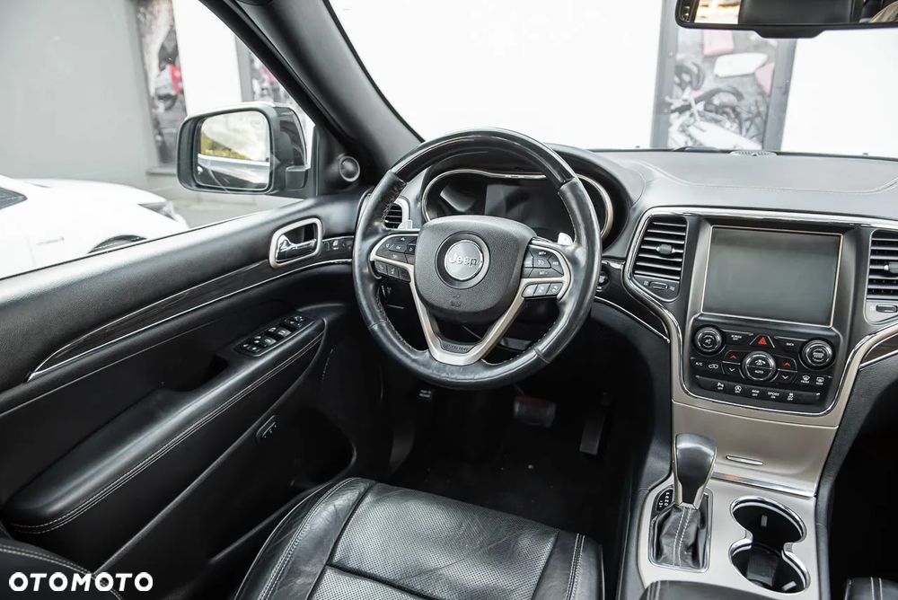 Jeep Grand Cherokee 3.0 CRD Overland Summit EU6 - 24