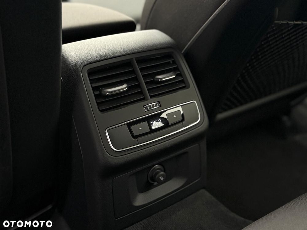 Audi A4 Allroad - 24