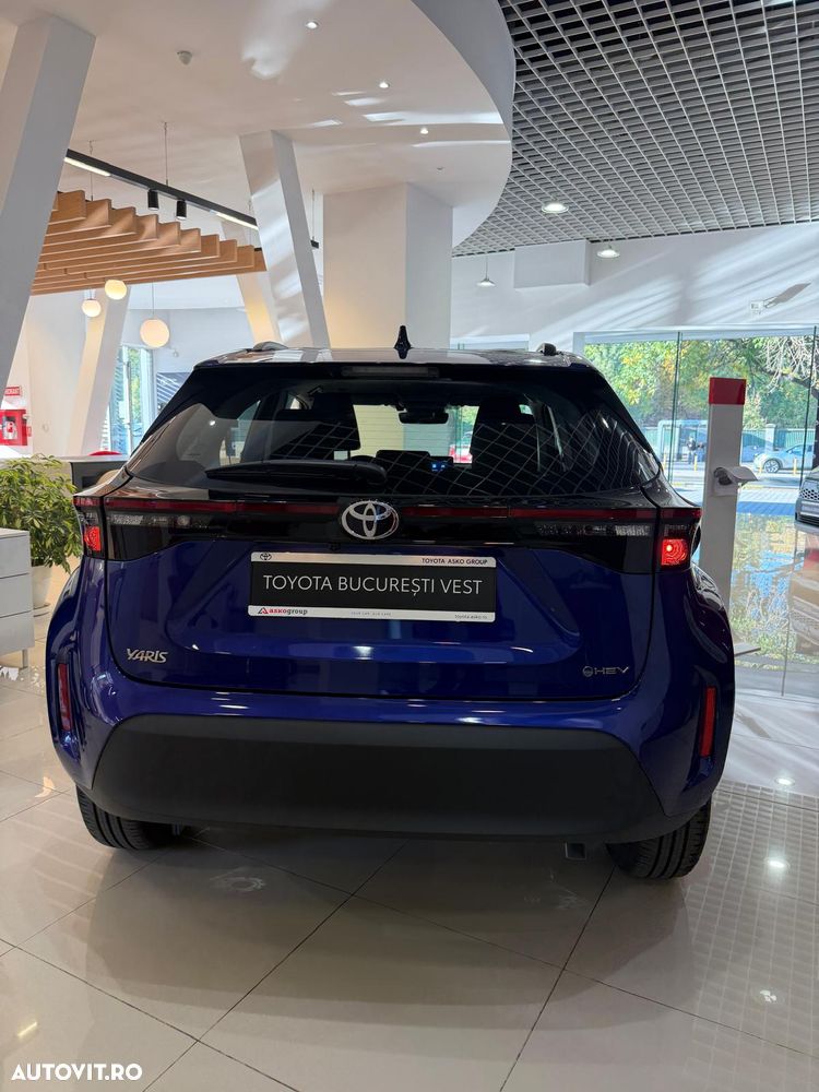 Toyota Yaris Cross - 8