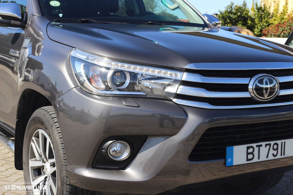 Toyota Hilux 2.4 D-4D 4WD Tracker - 5