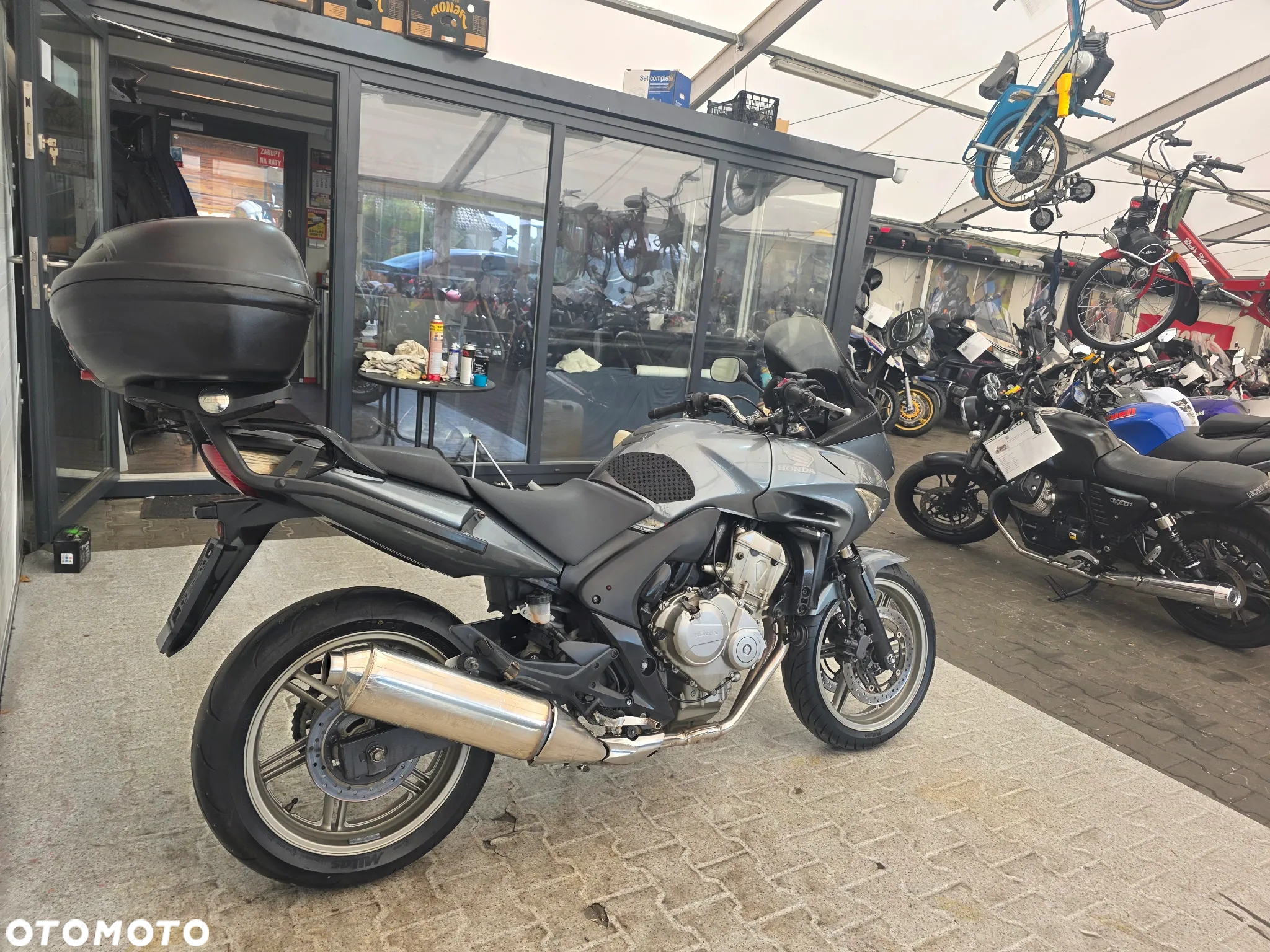 Honda CBF - 6