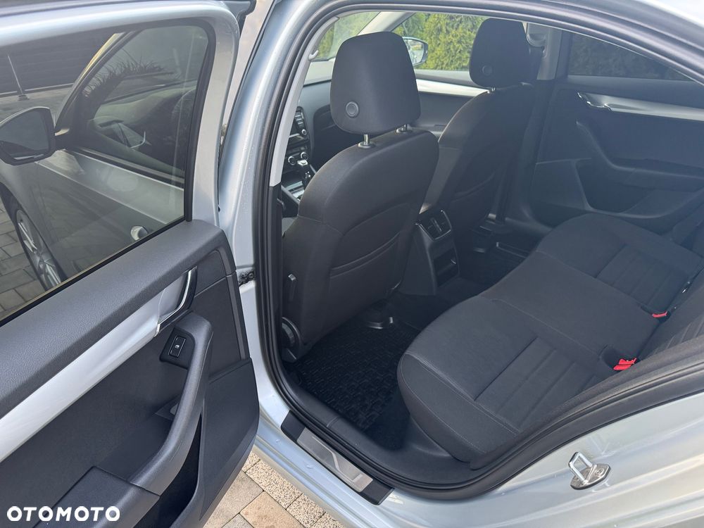 Skoda Octavia 1.4 TSI Joy - 24