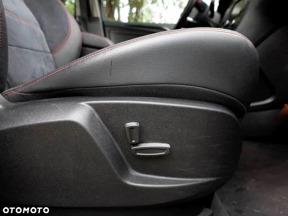 Ford S-Max 2.0 TDCi DPF Titanium - 20