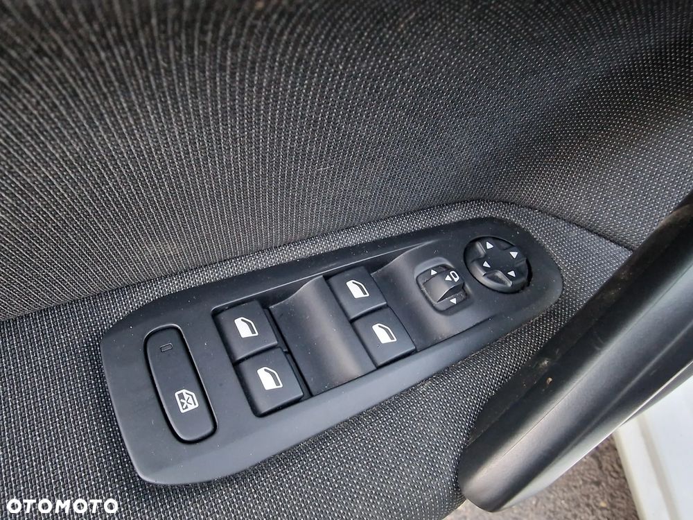 Peugeot 308 PureTech 130 GPF EAT8 Stop & Start Allure Pack - 27