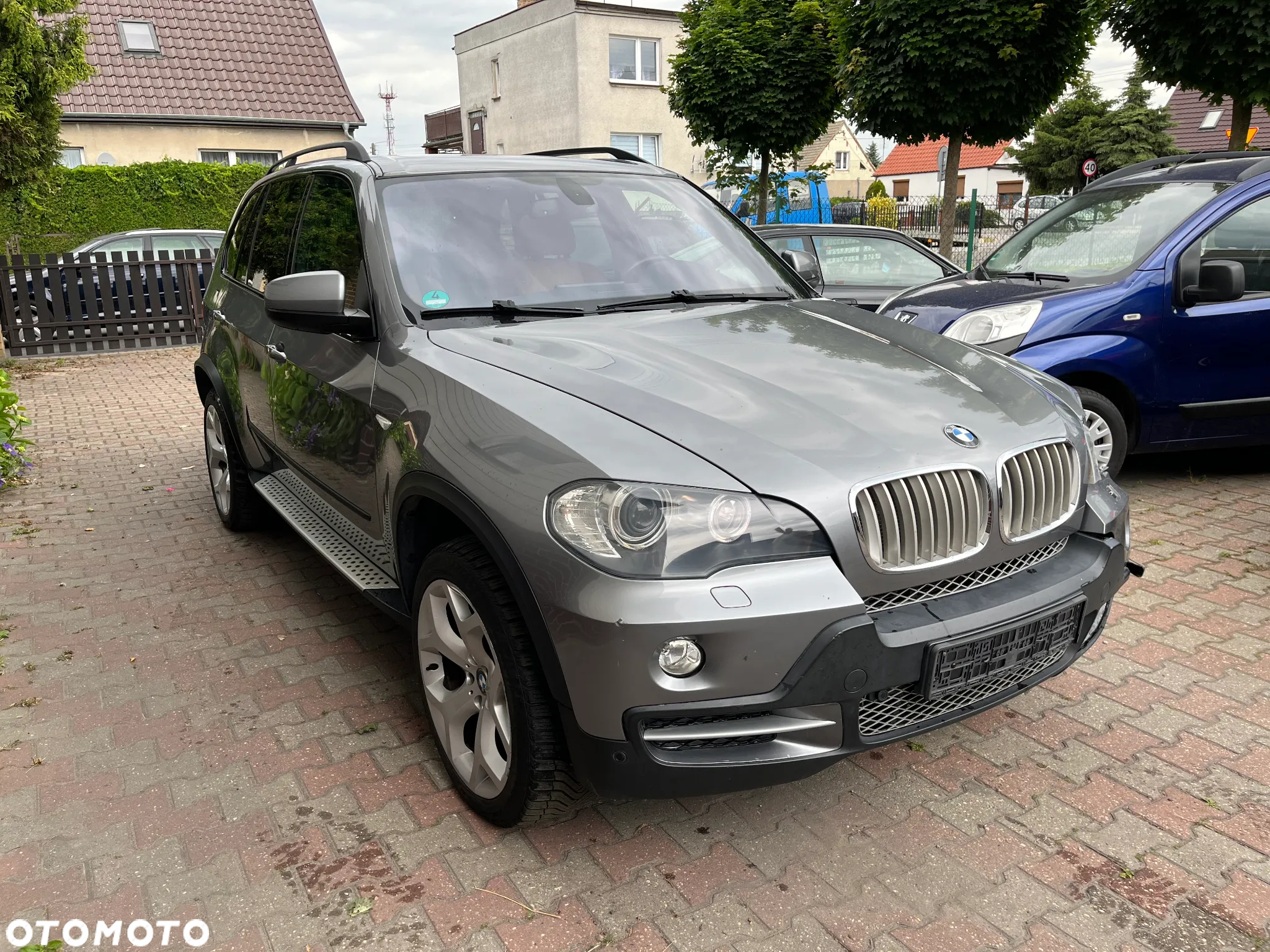 BMW X5 xDrive48i - 2