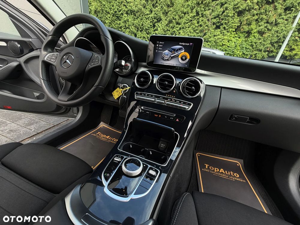 Mercedes-Benz Klasa C 200 9G-TRONIC - 16