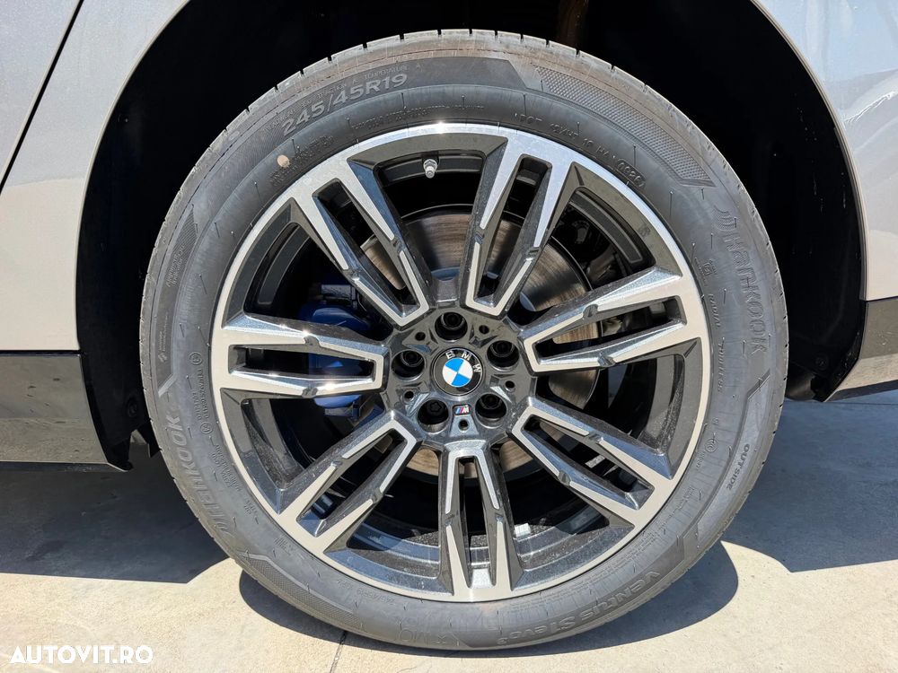 BMW i5 eDrive40 - 10