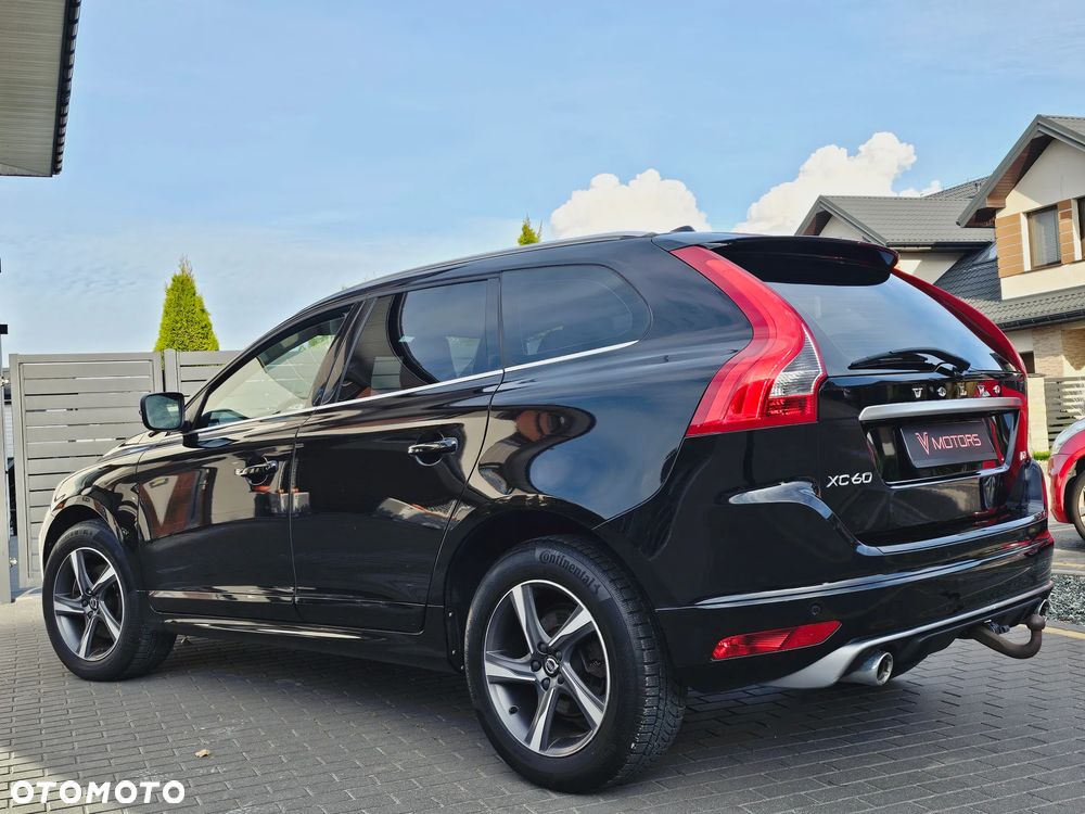 Volvo XC 60 D3 Drive-E R-Design Momentum - 10