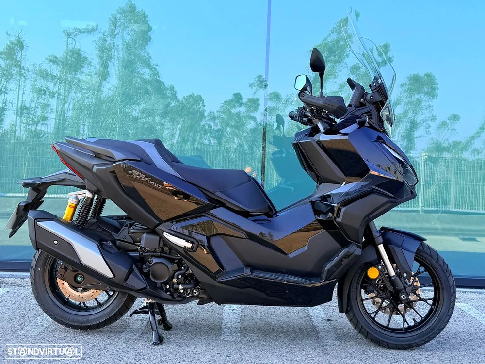 Honda ADV 350 - 4