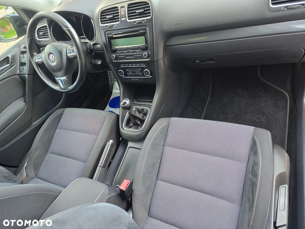 Volkswagen Golf 1.2 TSI Style - 24