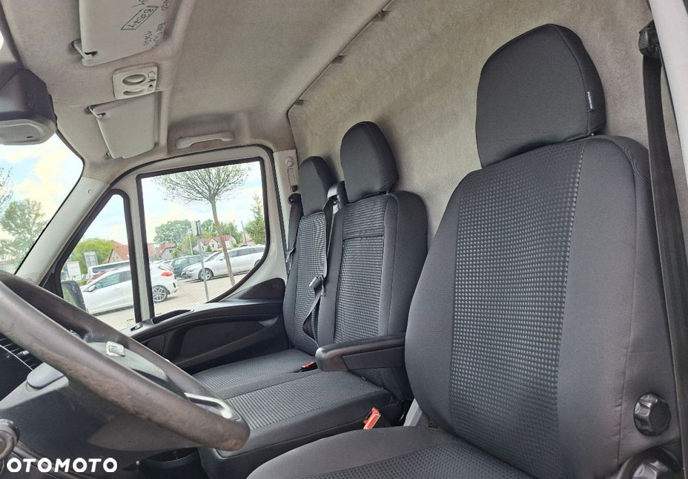 Iveco 35S14 - 18