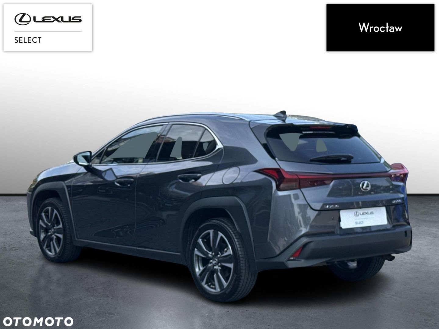 Lexus UX - 3