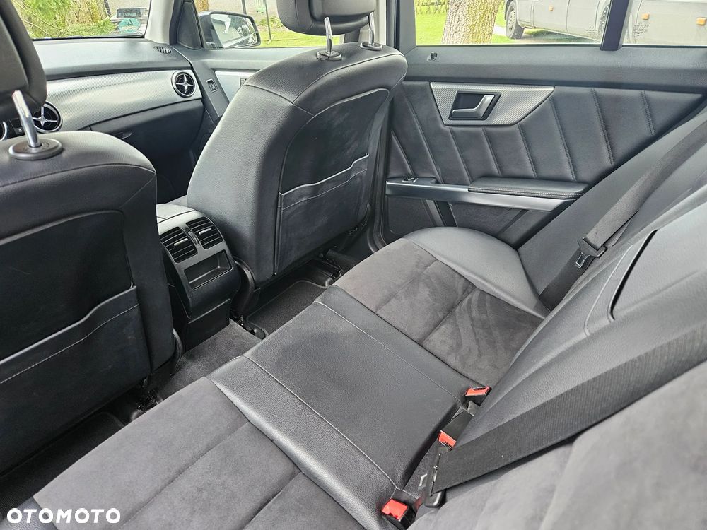 Mercedes-Benz GLK - 15