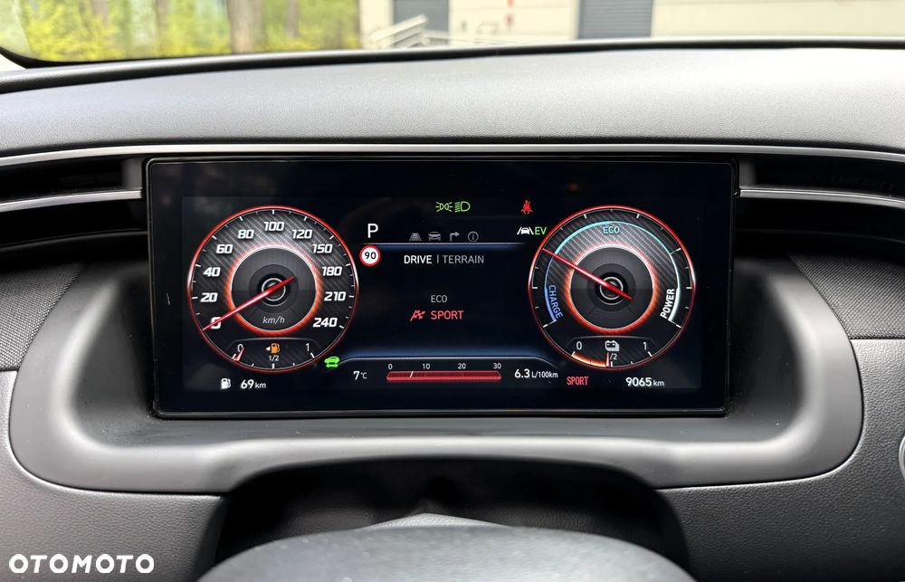 Hyundai Tucson 1.6 T-GDi HEV Executive 4WD - 34