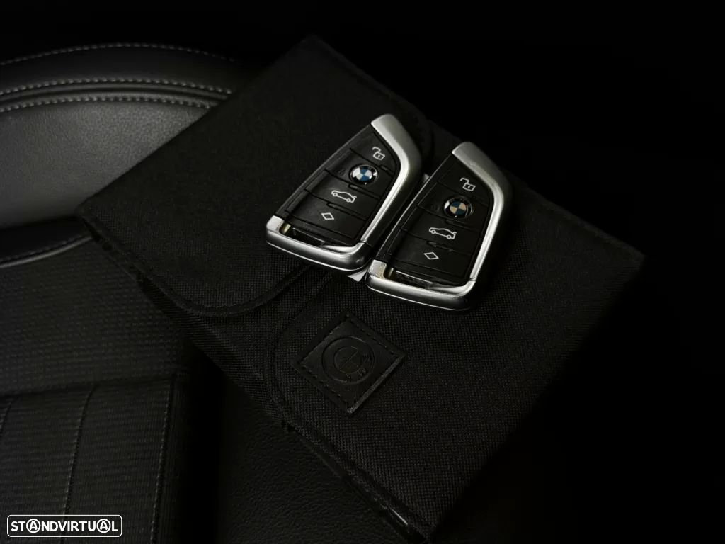 BMW 318 d Touring Line Sport Auto - 43