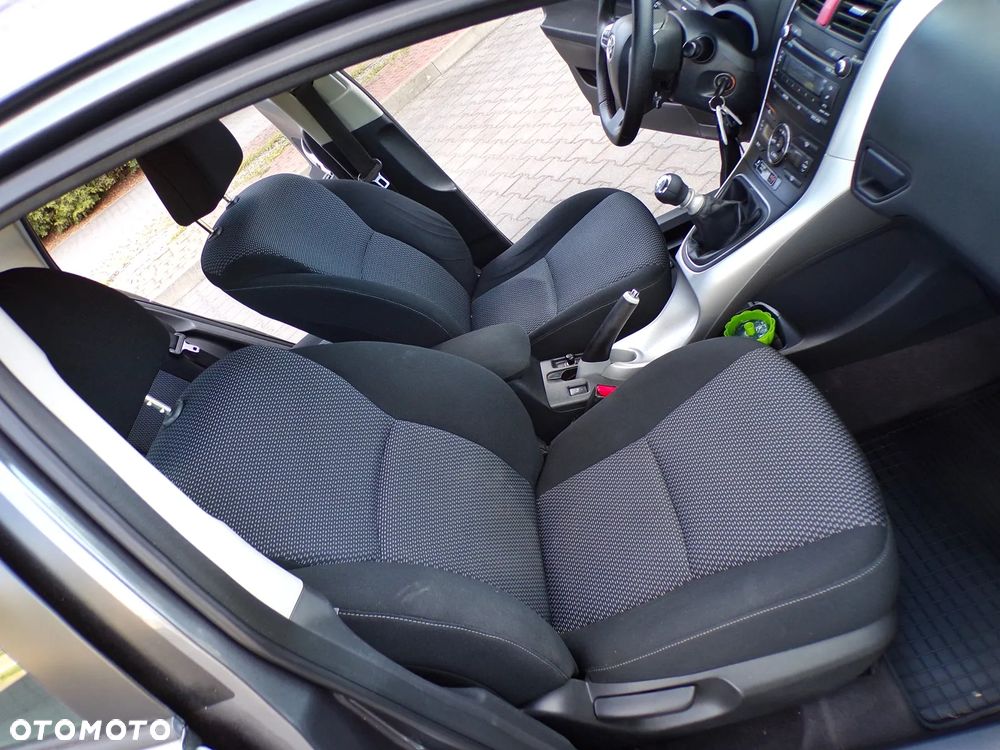 Toyota Auris 1.6 Life+ - 22