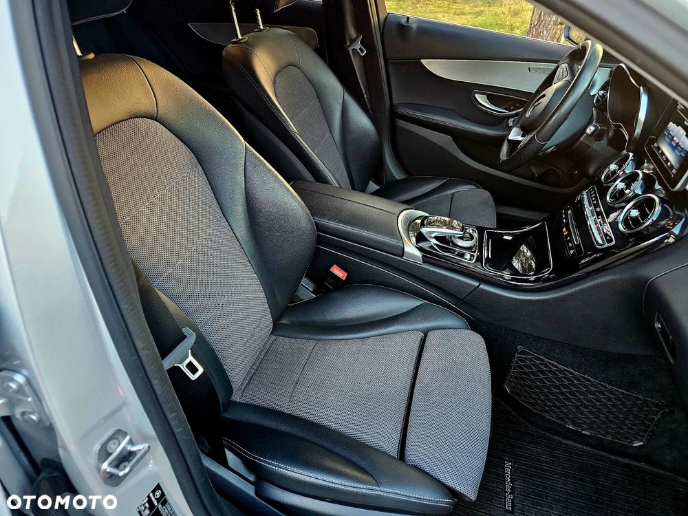 Mercedes-Benz Klasa C 220 d 9G-TRONIC Avantgarde - 19