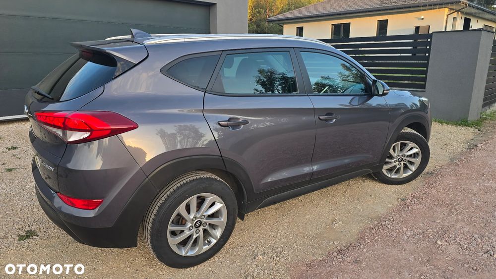 Hyundai Tucson blue 1.7 CRDi 2WD Intro Edition - 5