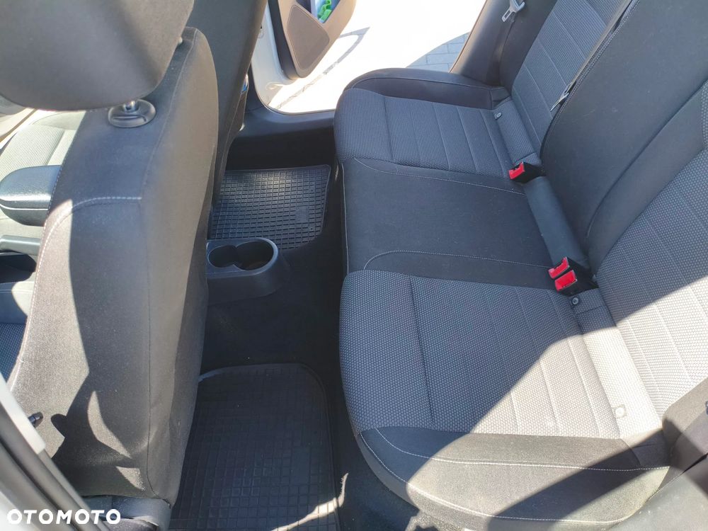 Skoda RAPID 1.2 TSI Elegance - 14