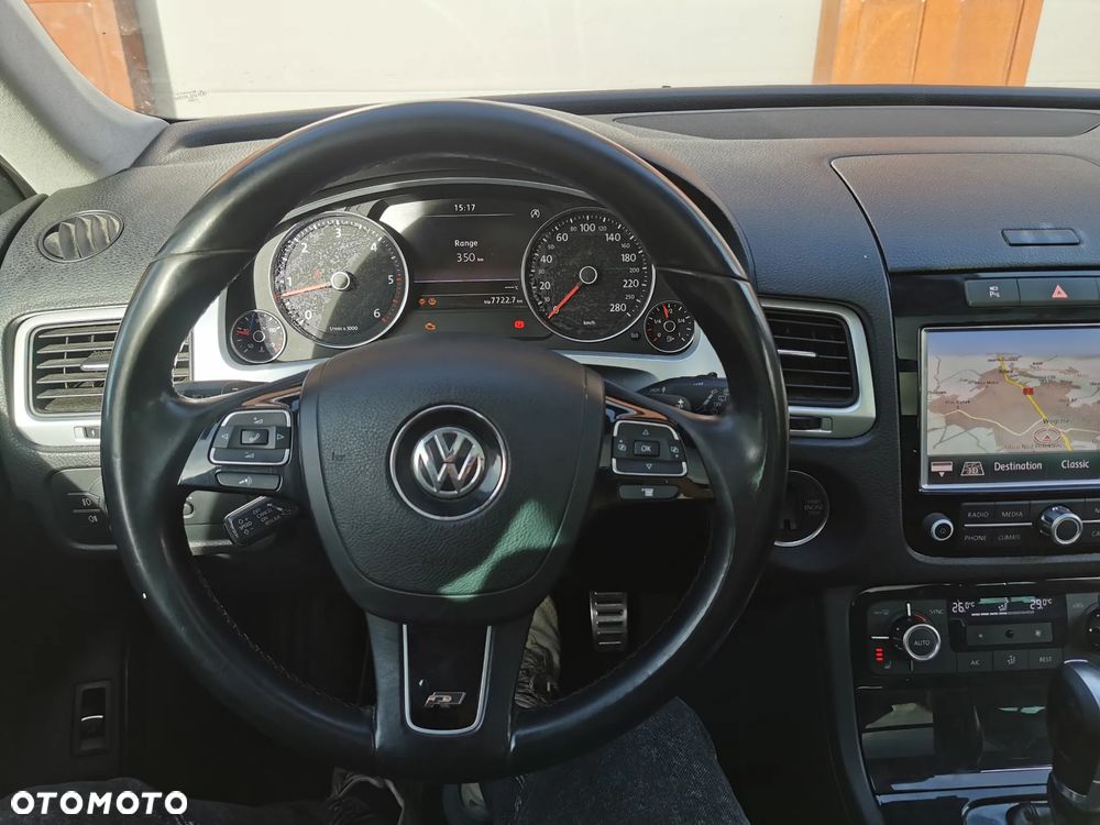 Volkswagen Touareg 3.0 V6 TDI BMT R-Style - 15
