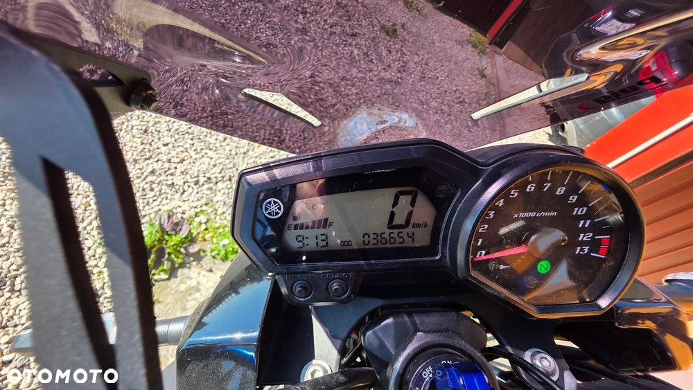 Yamaha XJ - 8