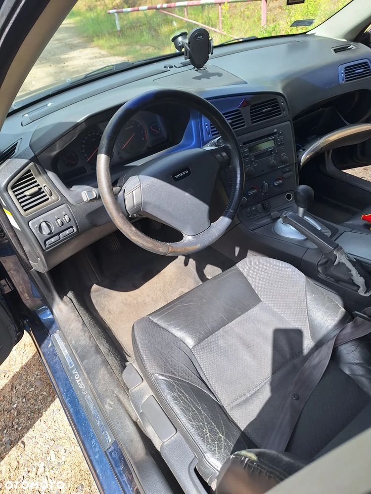 Volvo S60 2.4 - 7