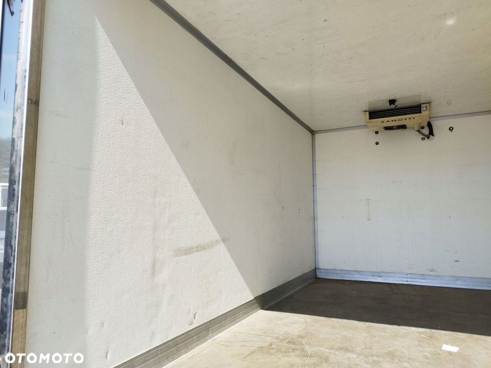 KONTENER IZOTERMA CHŁODNIA AGREGAT ZANOTTI S20 387CM X 203CM X 220CM - 9