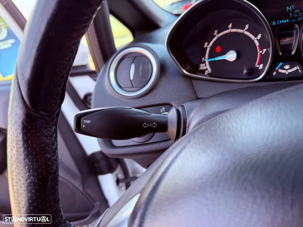 Ford Fiesta 1.0 T EcoBoost STLine - 17
