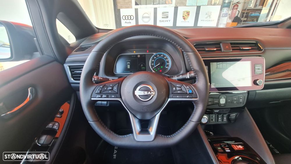 Nissan Leaf N-Connecta Full Led - 11