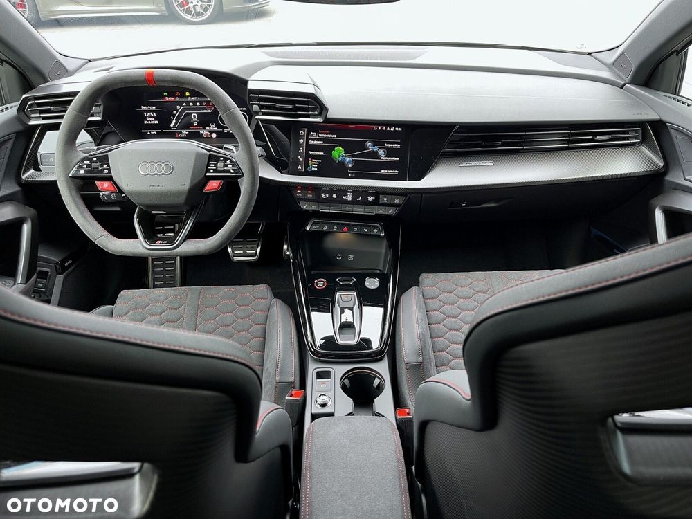 Audi RS3 Limousine - 19