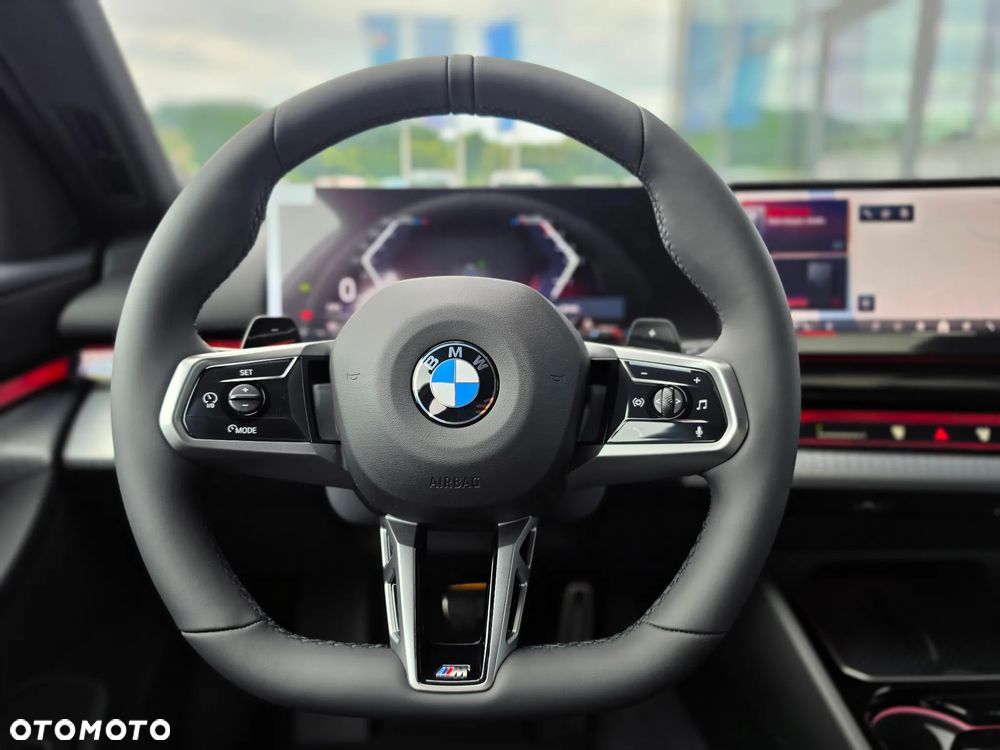 BMW Seria 5 520d mHEV M Sport - 23