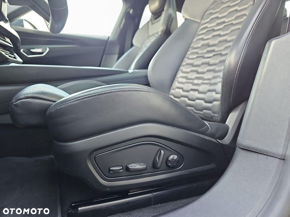 Audi e-tron GT 60 93kWh Quattro - 13