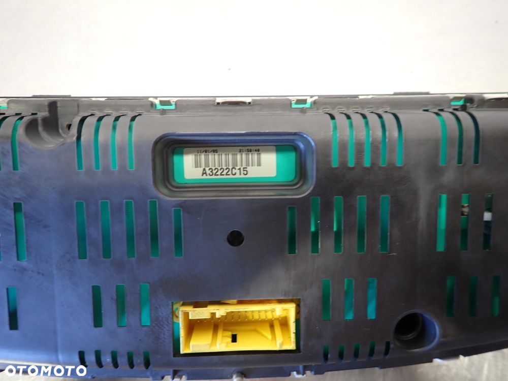 LICZNIK CITROEN C5 I LIFT 1.7 9655608580 - 9