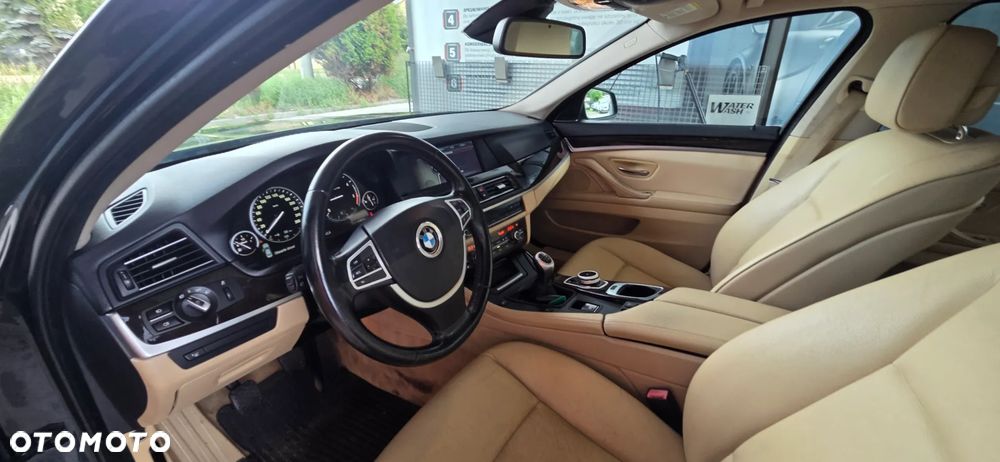 BMW Seria 5 - 30