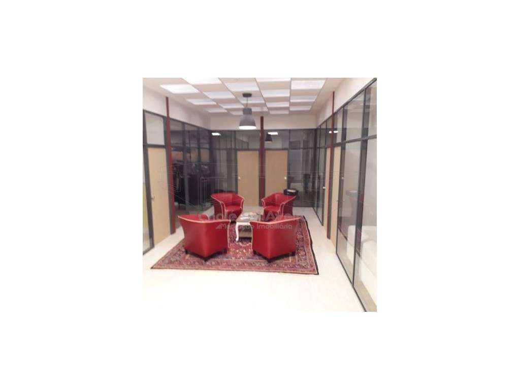 ARRENDA-SE ESCRITÓRIOS/GABINETES DE TRABALHO - Grande imagem: 4/13