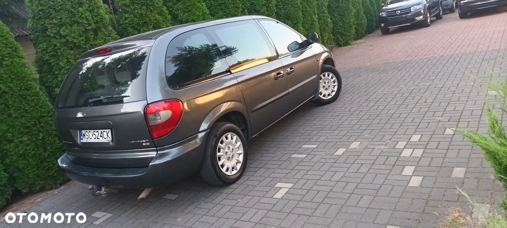 Chrysler Voyager - 8