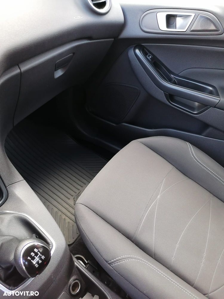 Ford Fiesta - 8