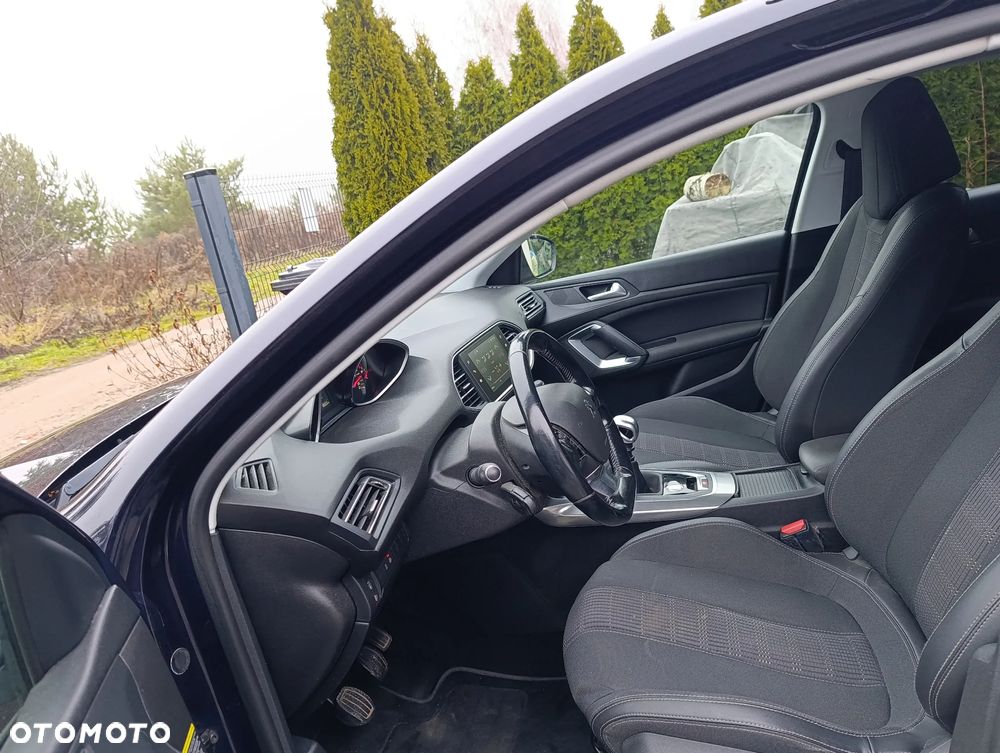Peugeot 308 - 13