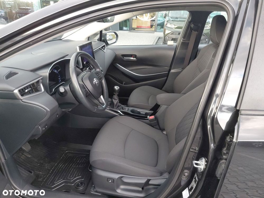 Toyota Corolla - 15