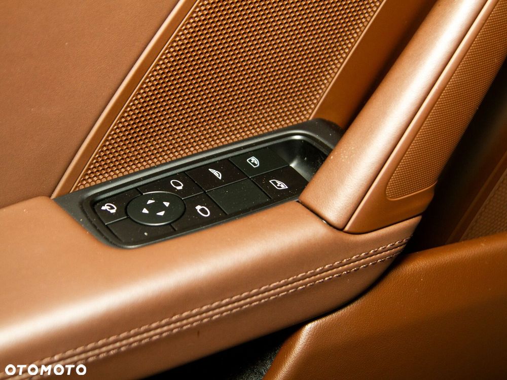 Porsche 911 Carrera - 14