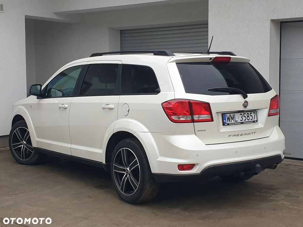 Fiat Freemont 2.0 Multijet 16V DPF Automatik Allrad Black Code - 8