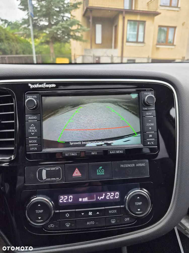 Mitsubishi Outlander 2.0 4WD Top - 34
