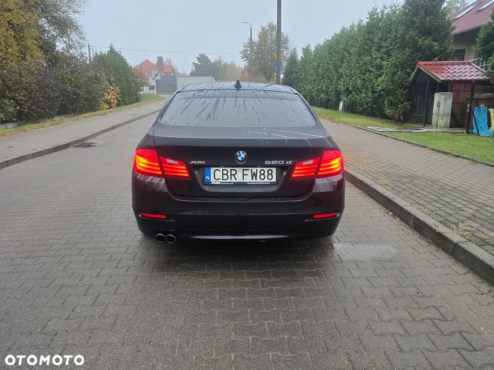 BMW Seria 5 - 12