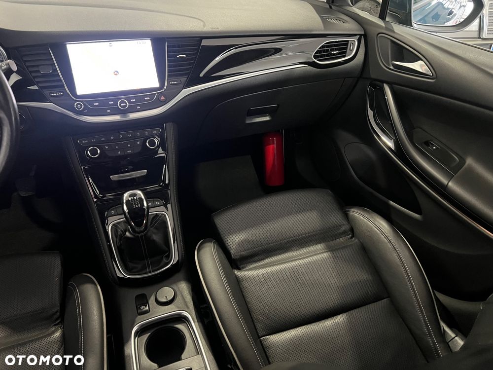 Opel Astra 1.4 T Enjoy S&S - 20
