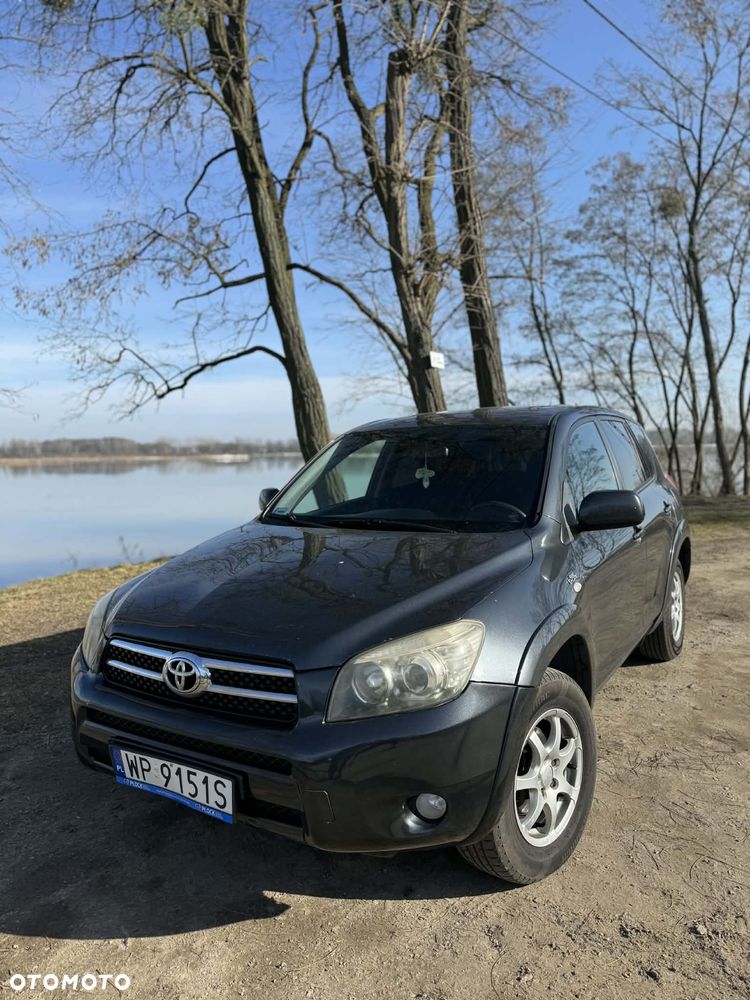 Toyota RAV4 2.2 D-4D Sol 180 - 1