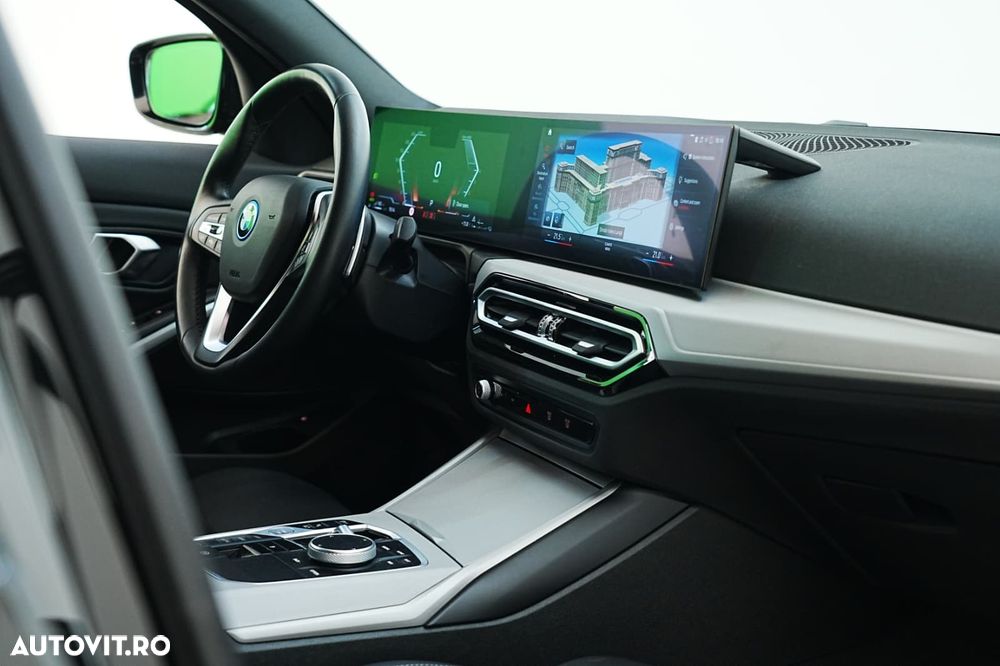 BMW Seria 3 320e AT PHEV - 26