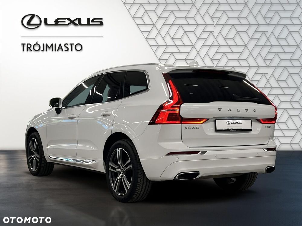 Volvo XC 60 T5 AWD Inscription - 4