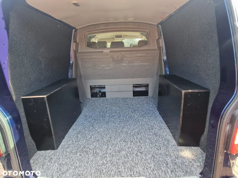 Volkswagen Transporter - 29