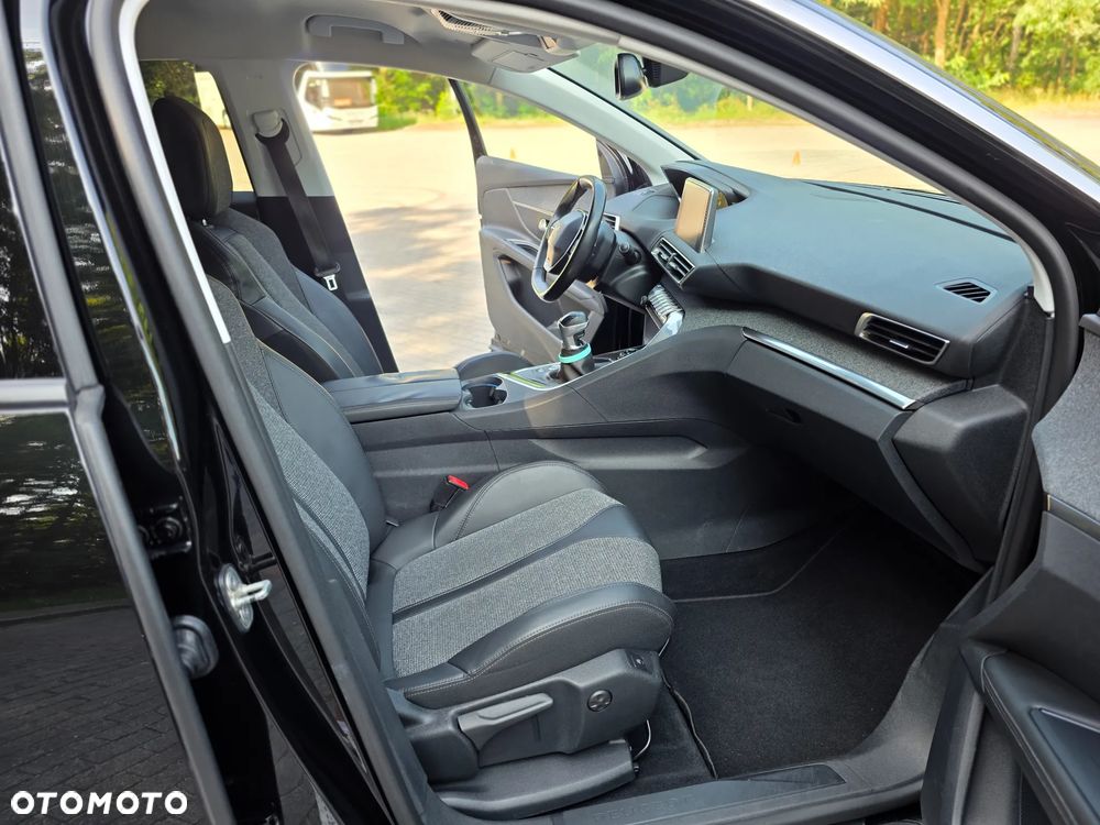 Peugeot 3008 HDi FAP 150 Platinum - 23